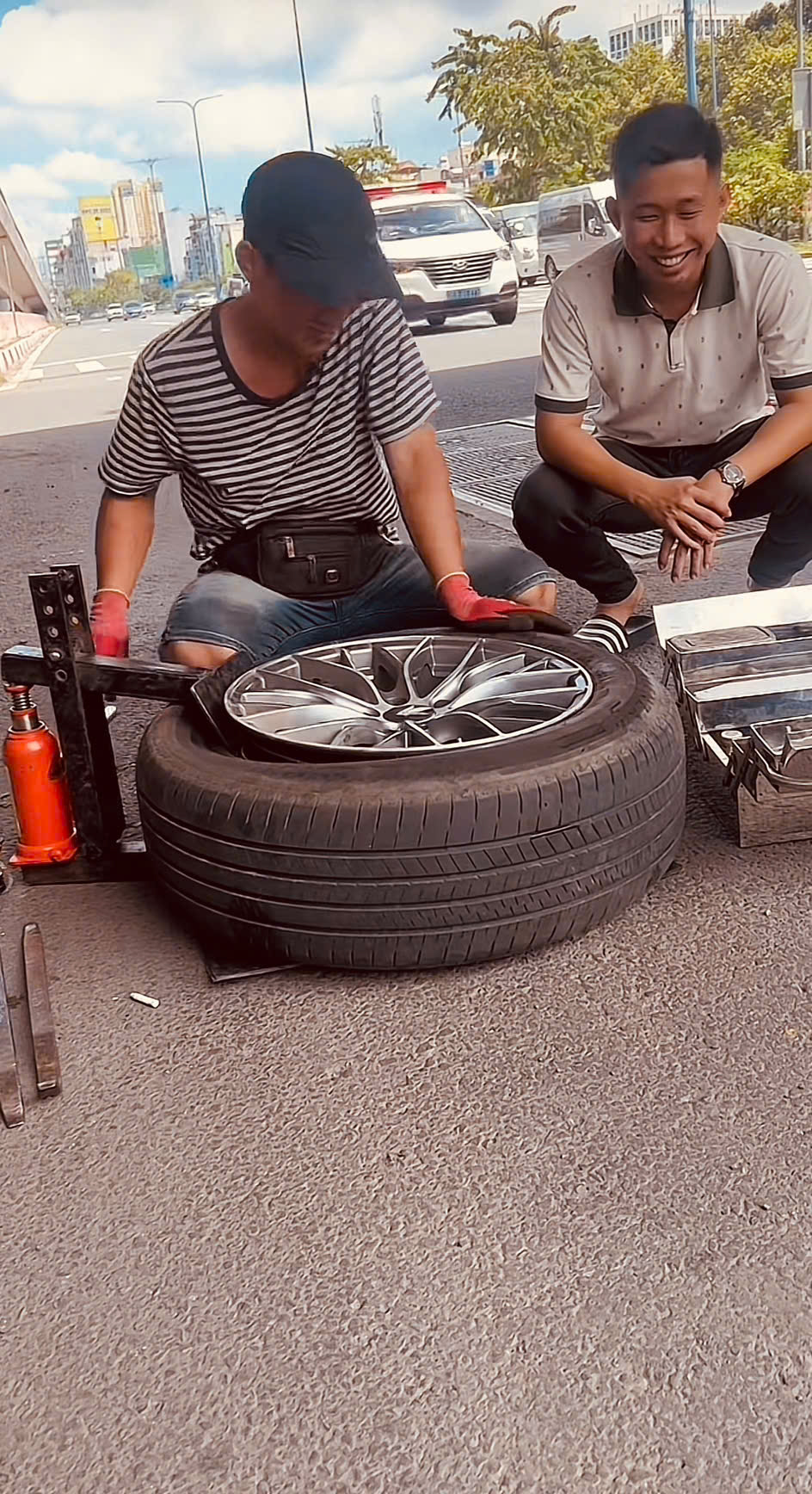 Gọi thợ vá vỏ gần nhất 