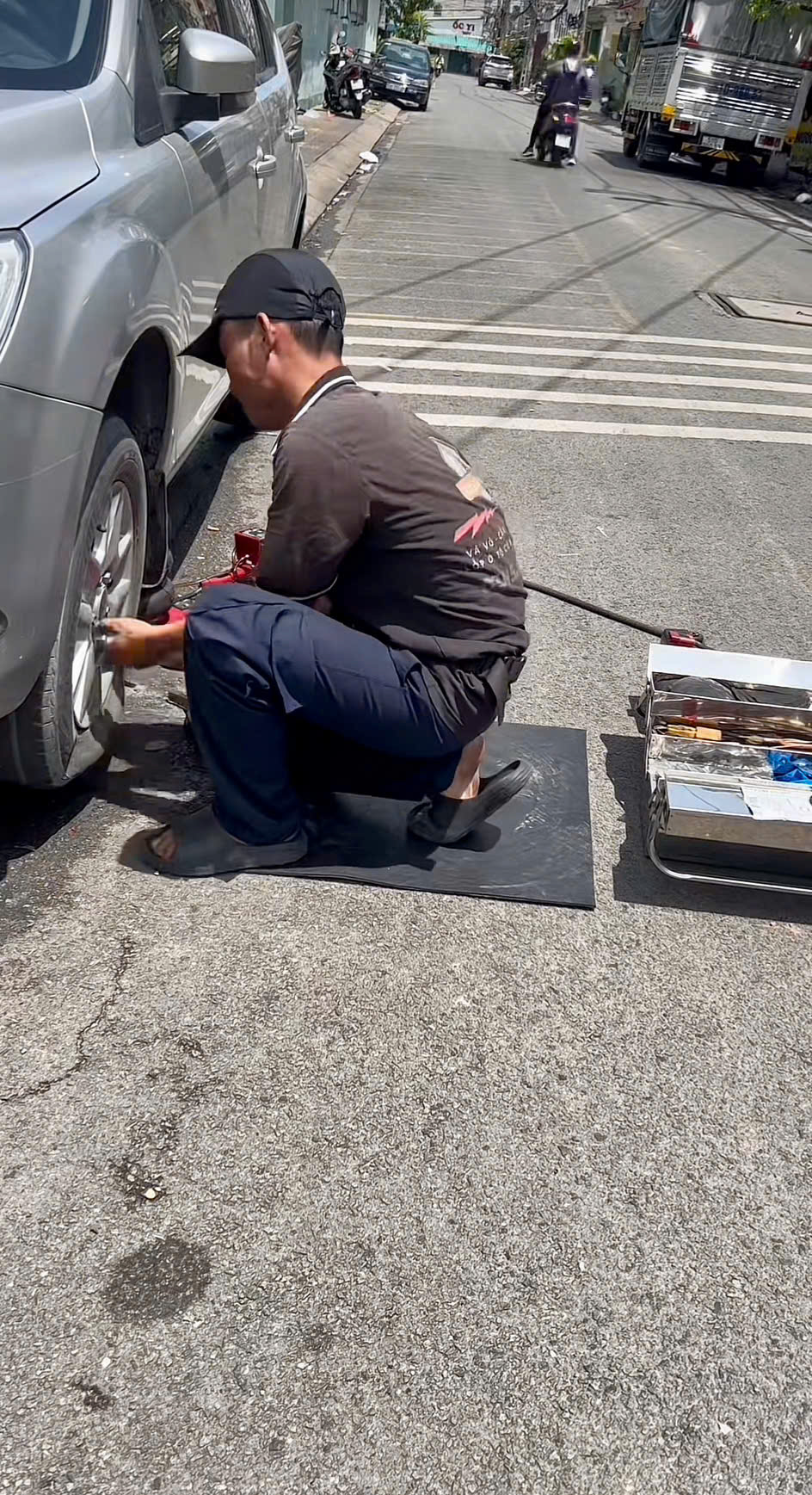 vá vỏ Tôn Thất Đạm